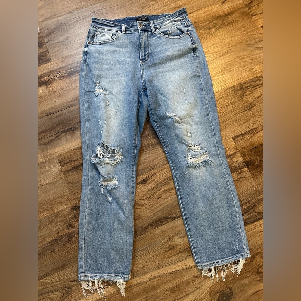 Judy Blue Distressed Hi Rise Jeans